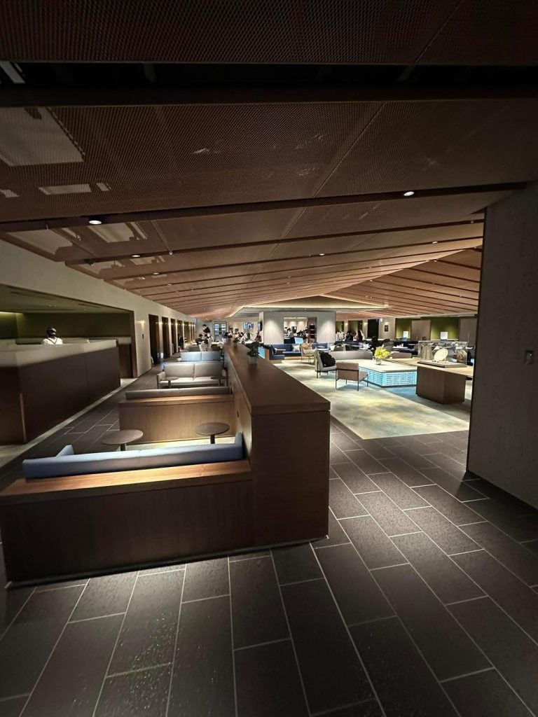 kix lounge kansai kix lounge premium 2025