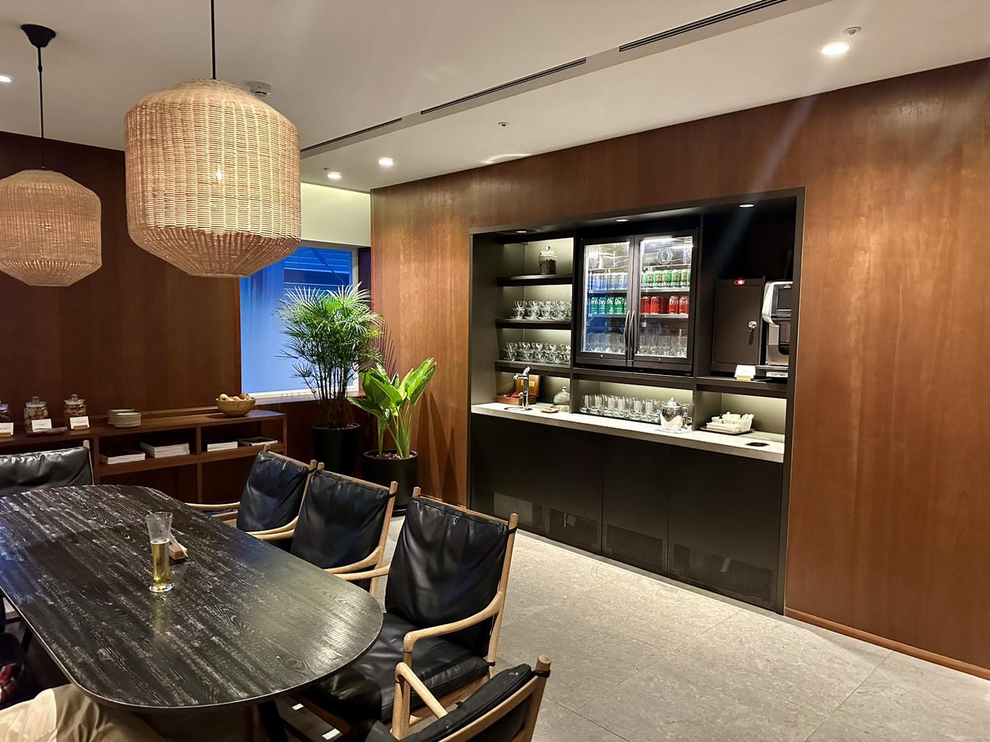 台灣－台北－桃園國際機場－國泰－lounge－貴賓室－10 2025