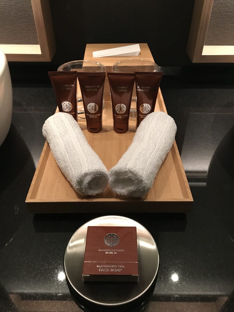 Conrad Osaka-Conrad一貫用上海灘沖涼用品