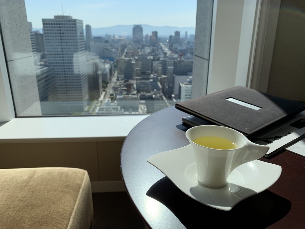 大阪瑞吉酒店-早上morning call 後可選擇飲熱桔茶