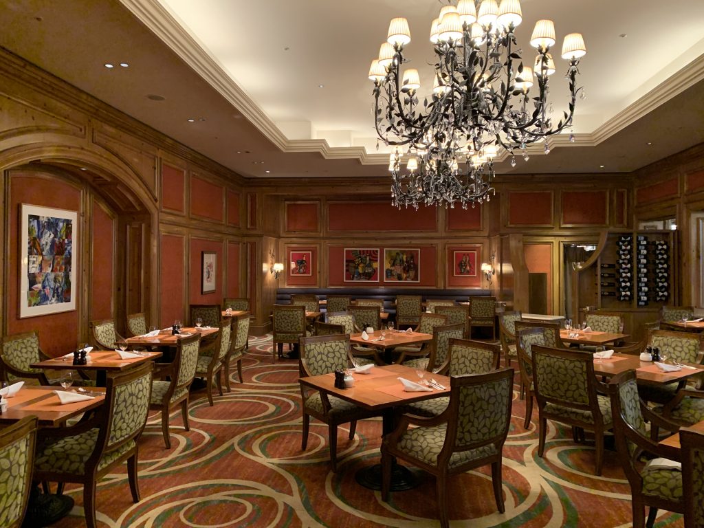 大阪麗思卡爾頓酒店Splendido餐廳-座位夠多