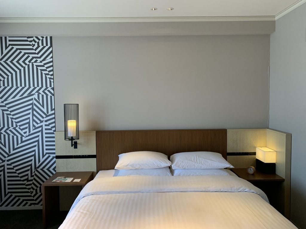 新大阪車站萬怡酒店Courtyard by Marriott Shin Osaka Station房間 1 2025 新大阪車站萬怡酒店-日本床褥挺好睡