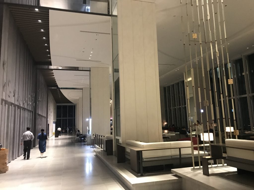大阪萬豪都酒店Osaka Marriott Miyako Hotel設施 3 2025 Osaka Marriott Miyako Hotel設施-位於19樓的酒店大堂
