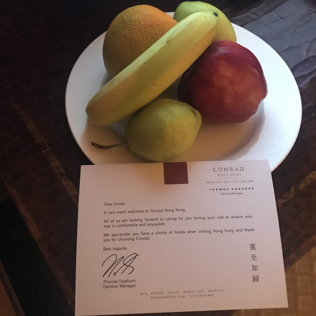 香港港麗酒店-迎賓水果及歡迎信條