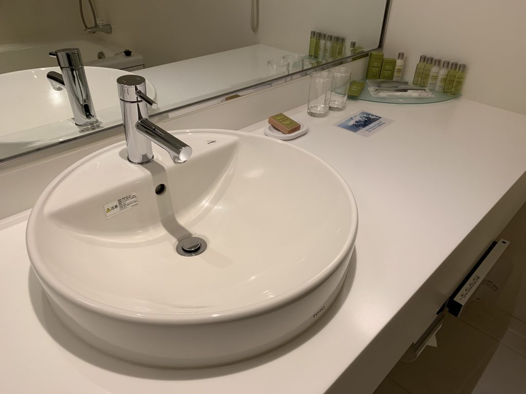 Hilton Tokyo Bay-浴室洗手盆