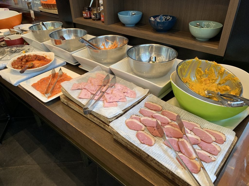 東京車站萬怡酒店Courtyard by Marriott Tokyo Station Dining Bar Lavarock自助早餐 4 2025 東京車站萬怡酒店Dining & Bar Lavarock-早餐有西式冷盤