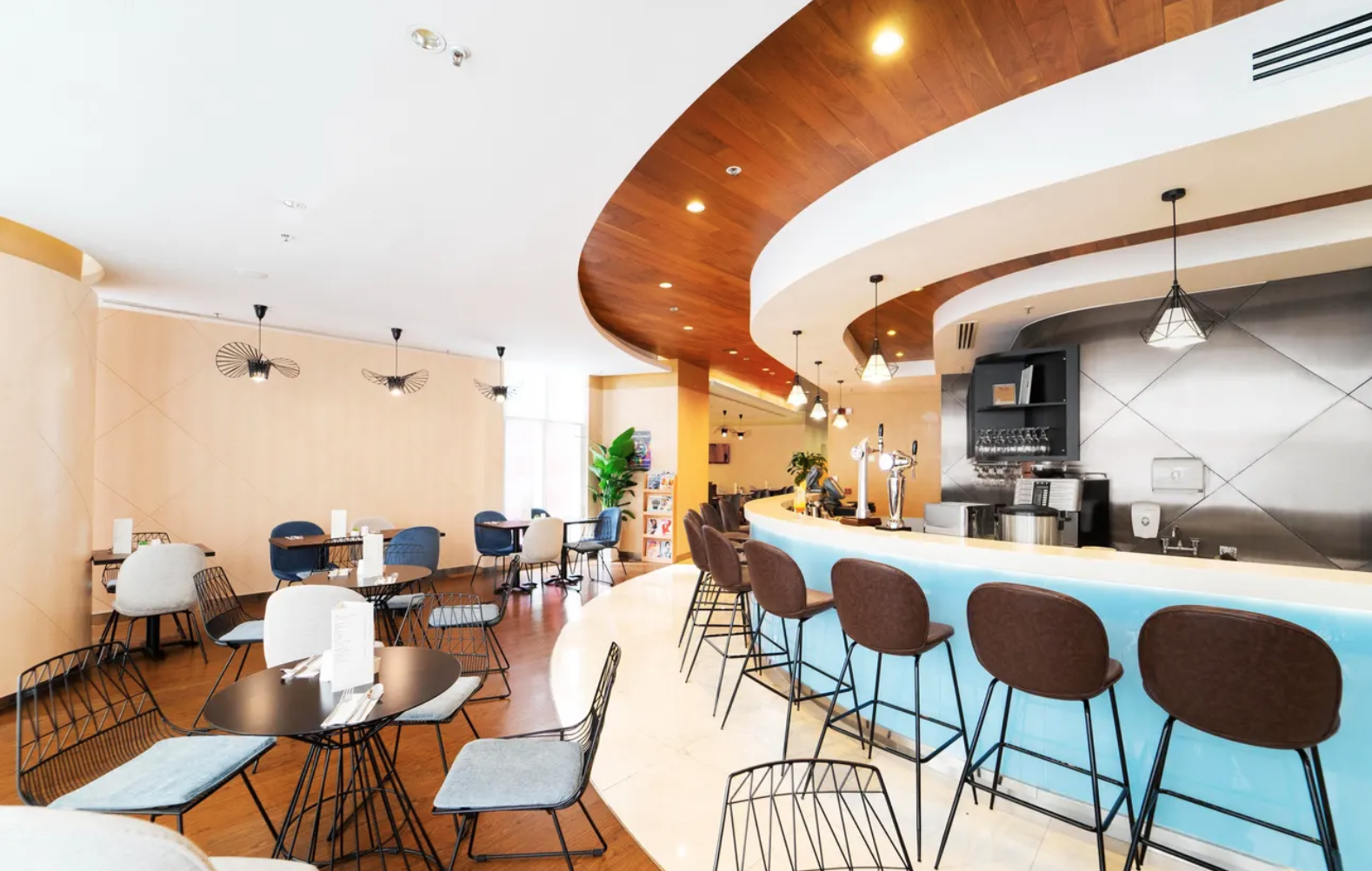 Ibis Hong Kong Central & Sheung Wan Hotel，宜必思香港中上環酒店-LE BAR