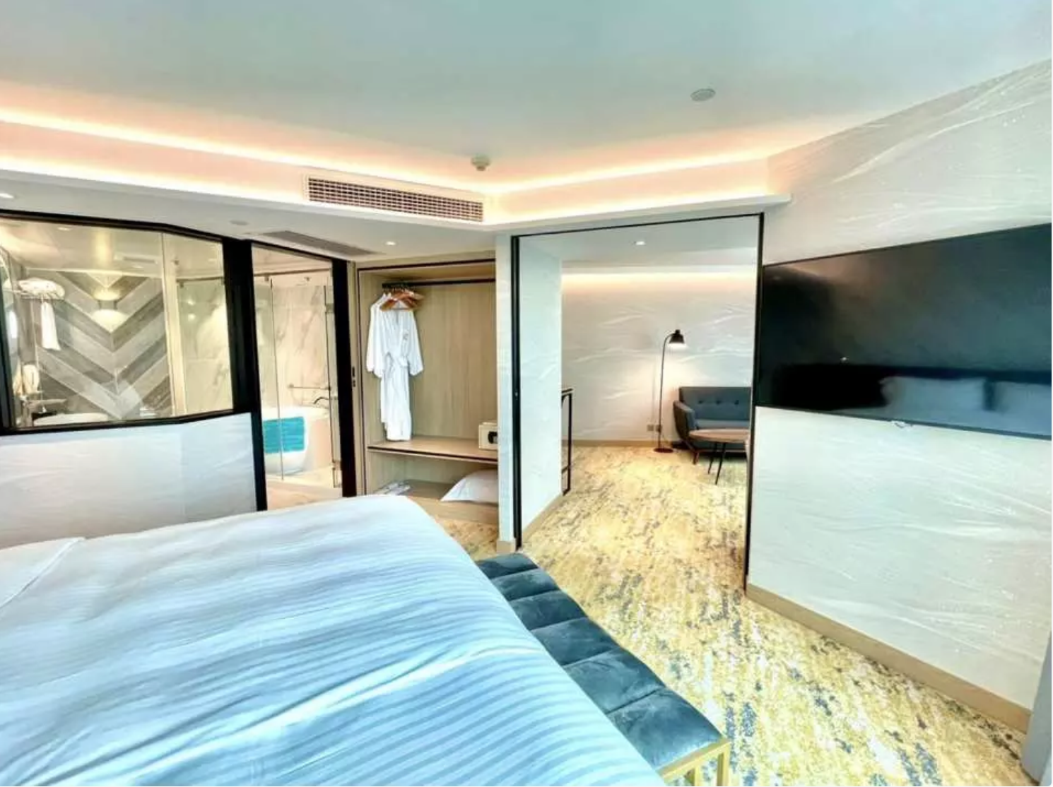 香港百樂酒店-全新裝修豪華套房