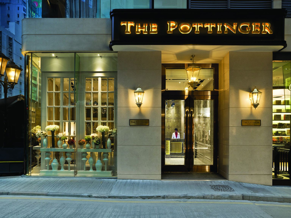 【中環石板街酒店The Pottinger Hong Kong優惠】免費升至豪華客房+於The Chinese Library 享用五道菜晚餐+雙人早餐！免費享用Goji Studios！一晚連服務費低至HK$2,300！