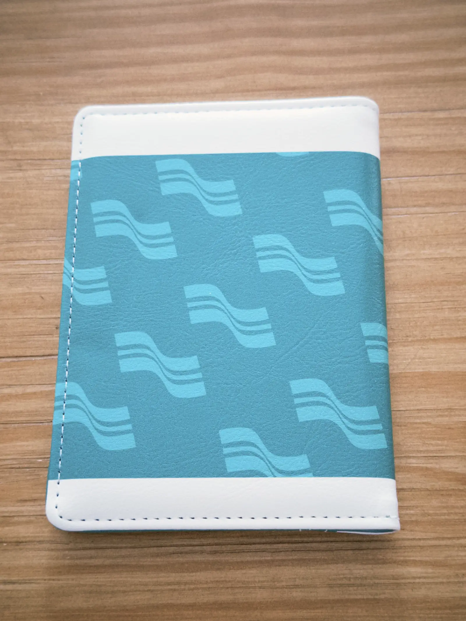 cathay 80th anniversary passport holder back design 2026 cathay 80th anniversary passport holder back design 2026