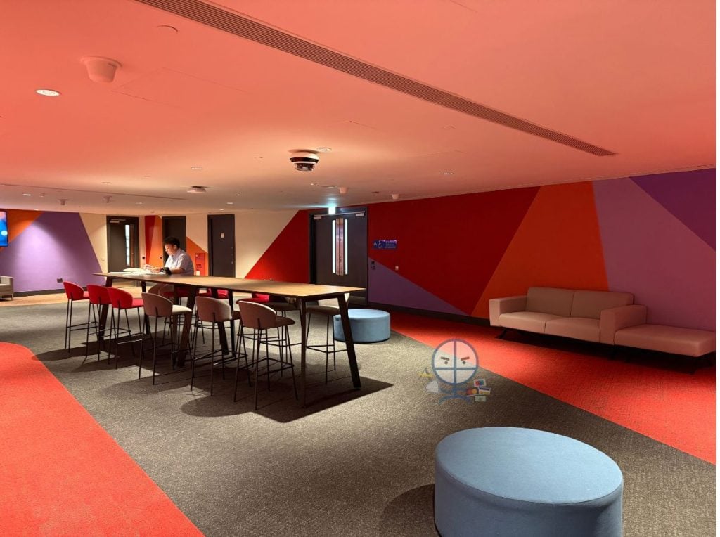 Kaitak lounge 2025