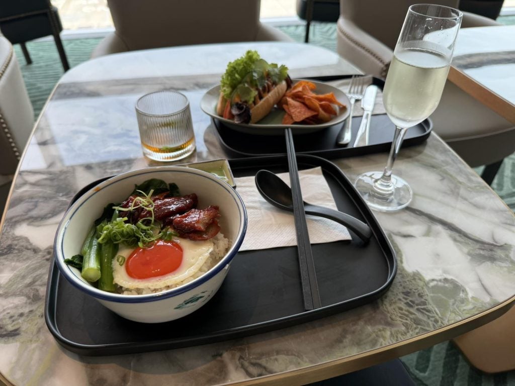 Plaza Premium First Gate 35 lounge 7 2025