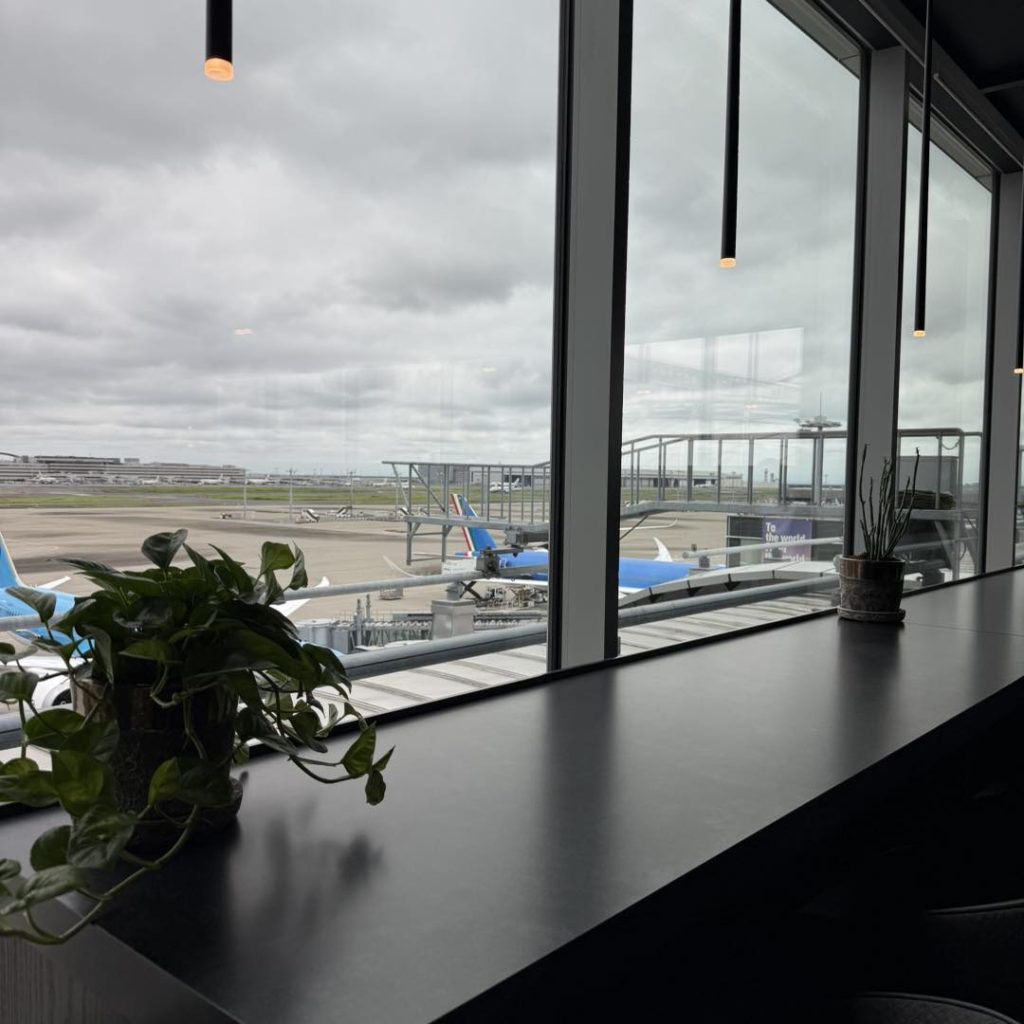 Tokyo HND Amex Centurion Lounge 18 2025 Tokyo HND Amex Centurion Lounge 18 2025