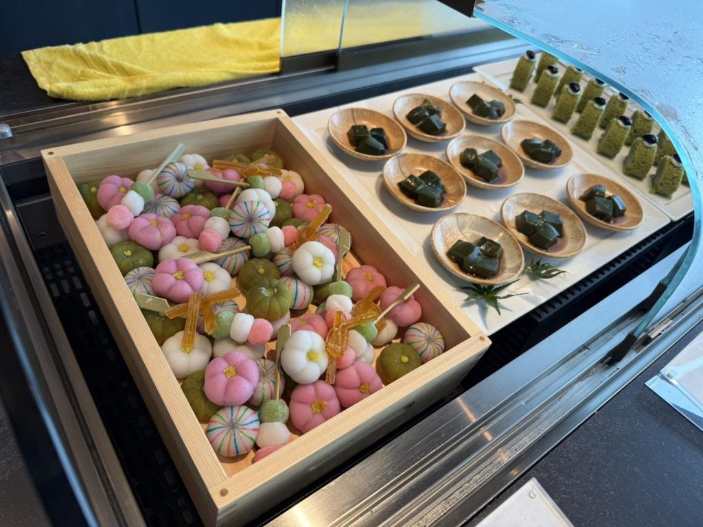 Tokyo HND Amex Centurion Lounge 25 2025 Tokyo HND Amex Centurion Lounge 25 2025