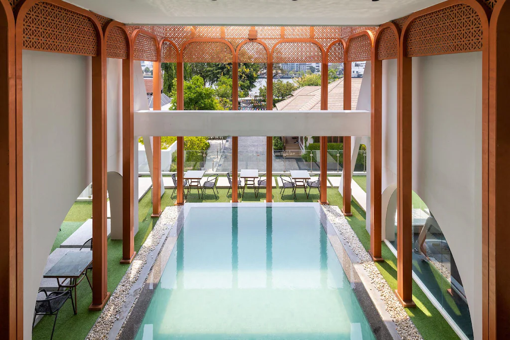 Away Bangkok Riverside Kene 1 2025