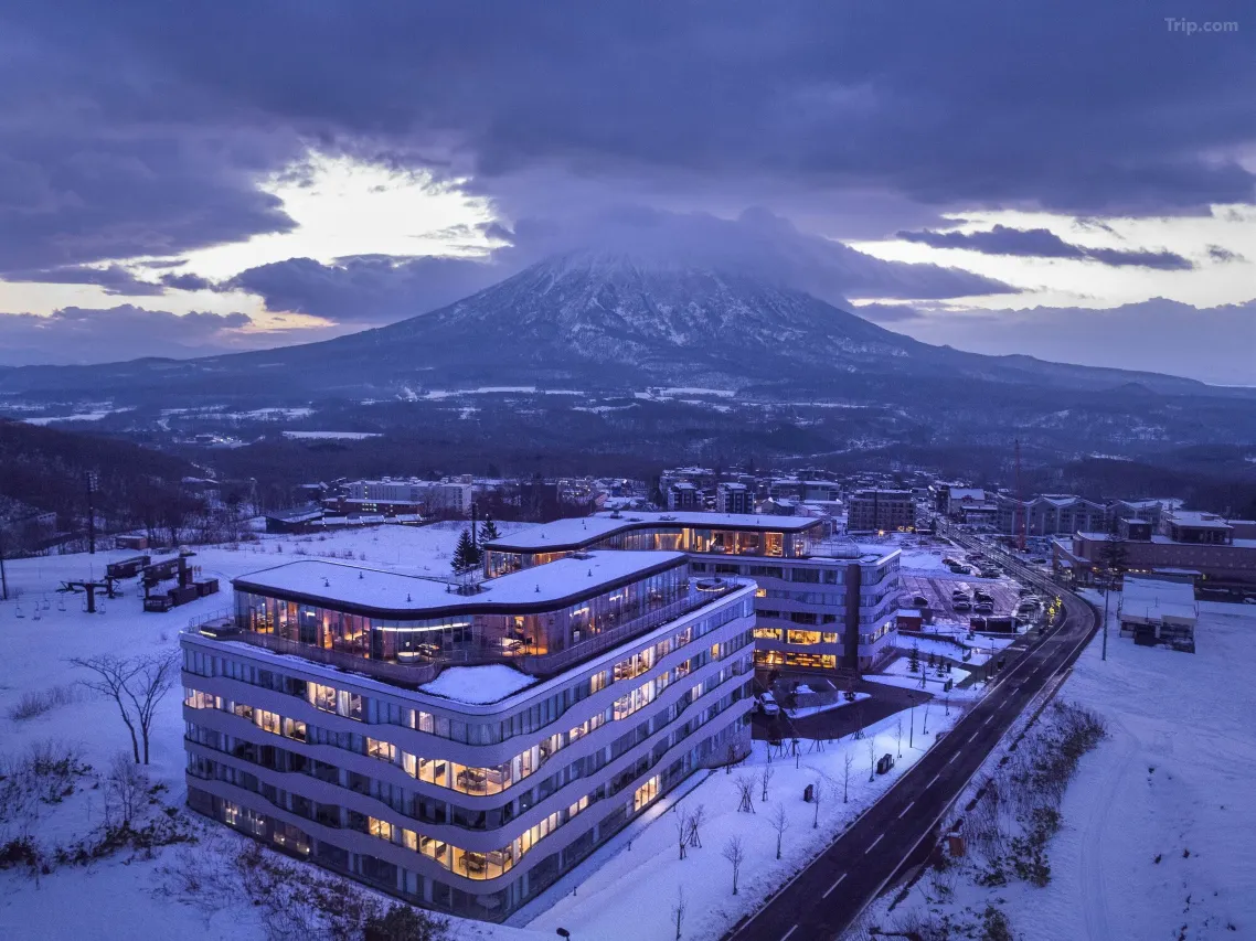 hokkaido ski hotel Skye Niseko 1 2026 hokkaido ski hotel Skye Niseko 1 2026